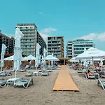 Appartement Black Sea Booking- D24 *